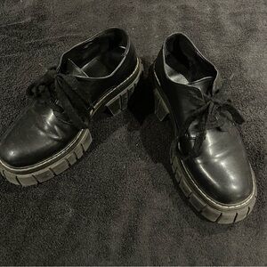 Black Madden Girl Mary  size US 6